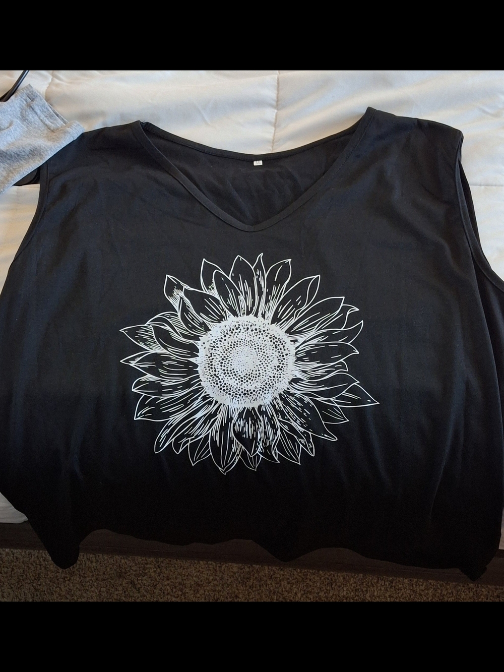 Black Sunflower Print Sleeveless Top